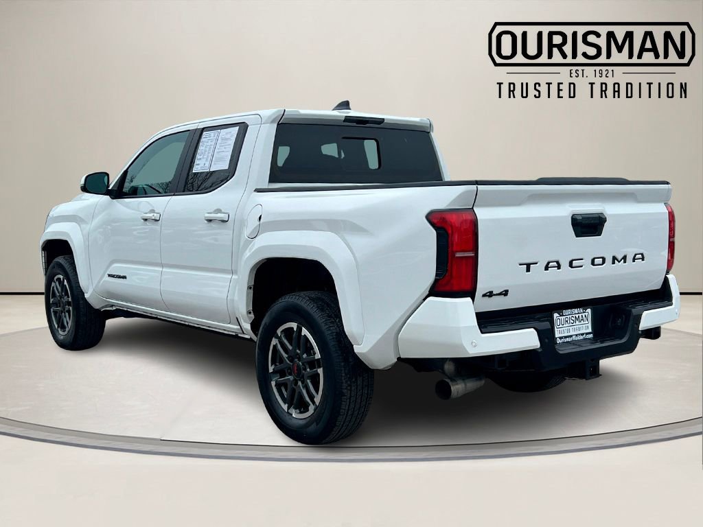 Used 2024 Toyota Tacoma TRD Sport image 4