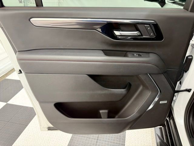 New 2025 Chevrolet Suburban RST w/ RST Capability Package image 20