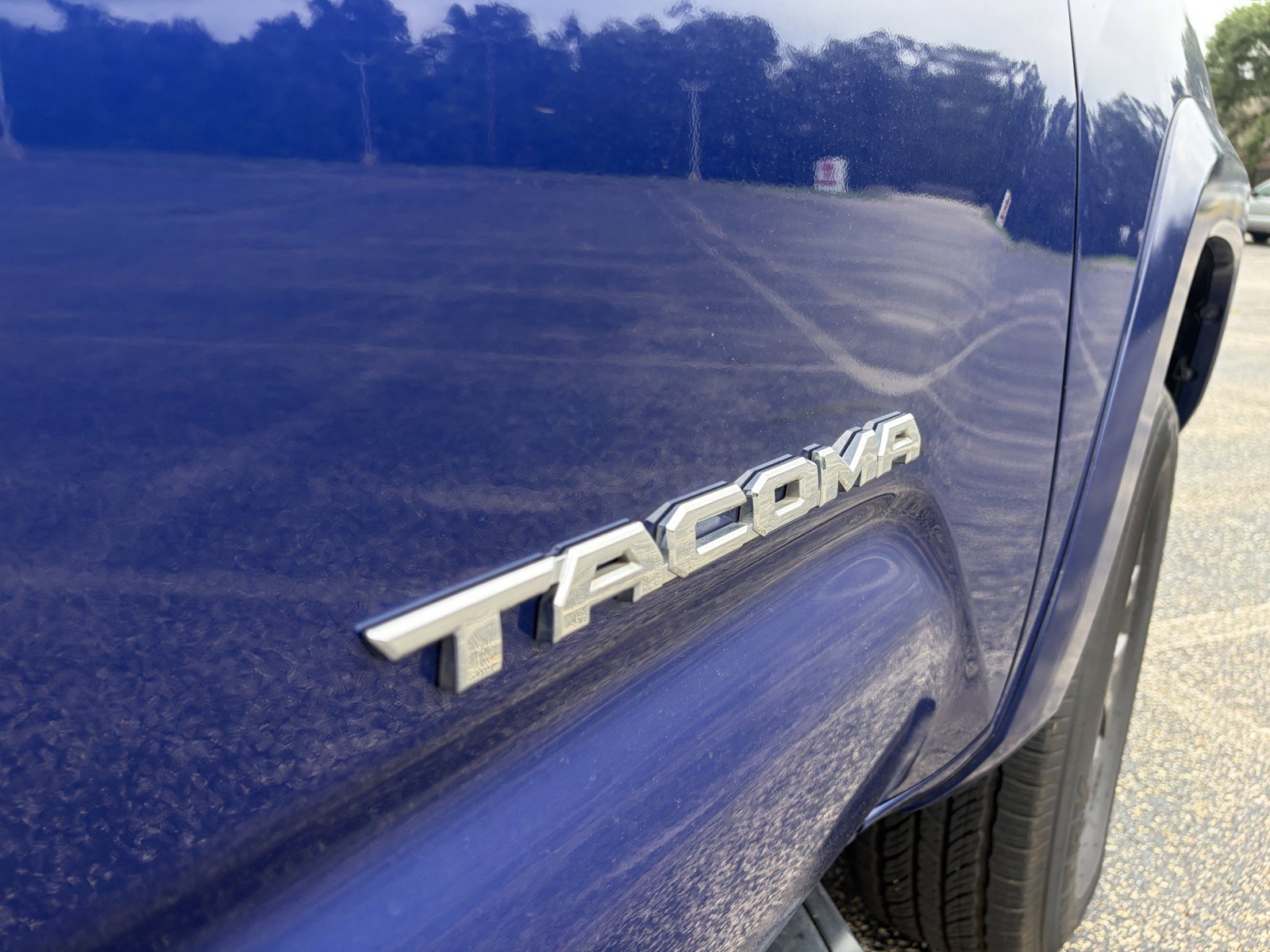 Used 2023 Toyota Tacoma SR5 AWD/4WD image 38