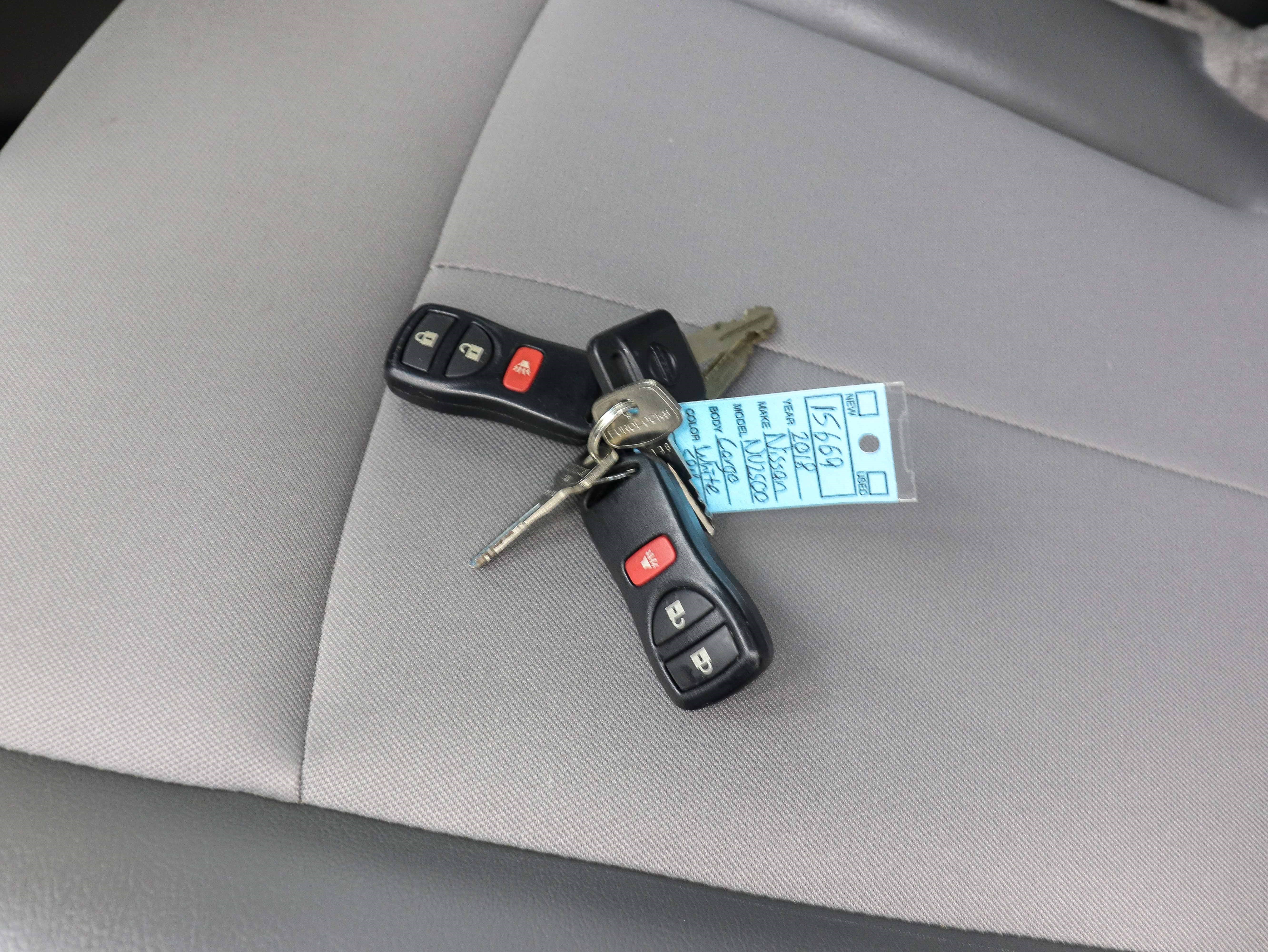 Used 2018 Nissan NV 2500 SV RWD image 23