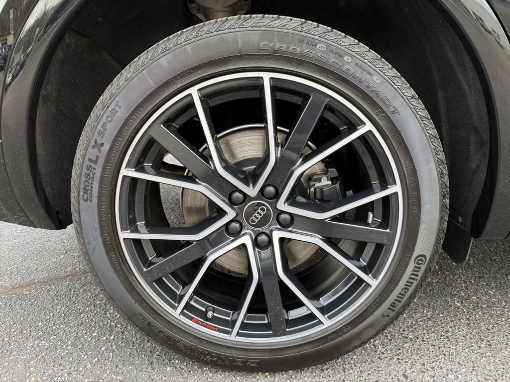 Used 2024 Audi SQ5 Premium Plus image 17
