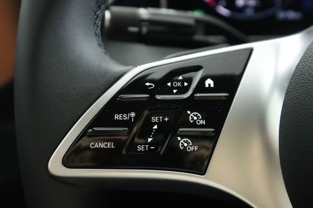 Certified 2025 Mercedes-Benz C 300 Sedan image 12