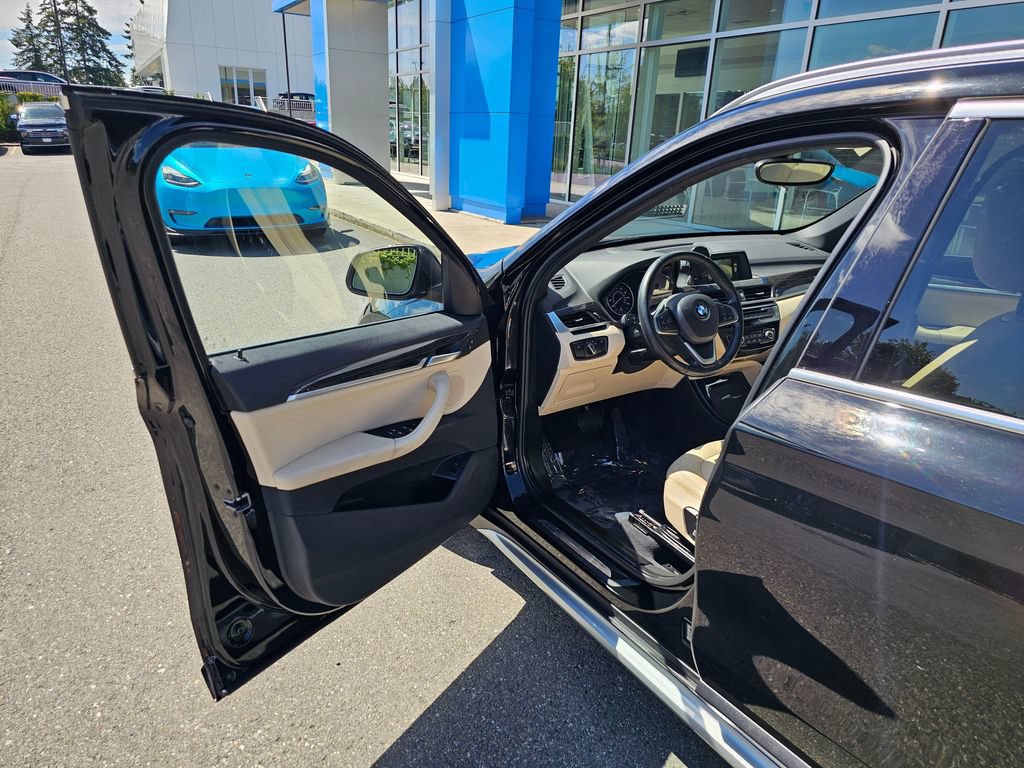 Used 2016 BMW X1 xDrive28i AWD/4WD image 18