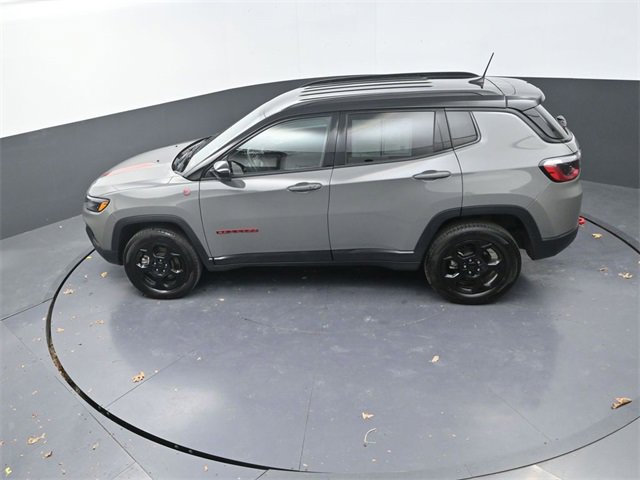 Used 2024 Jeep Compass Trailhawk image 23