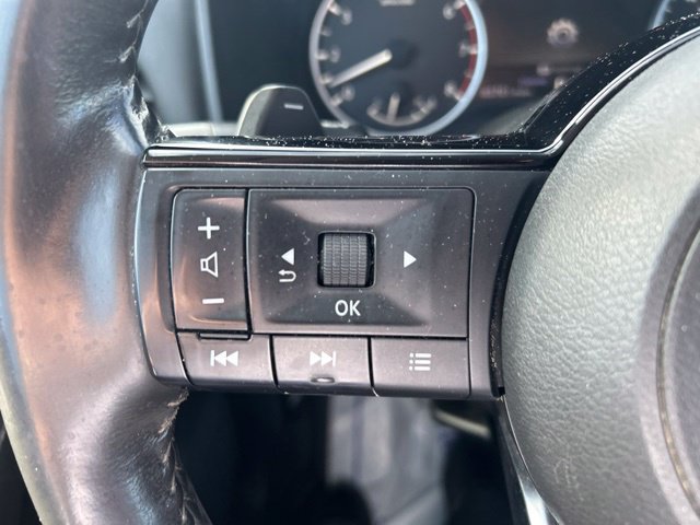 Used 2021 Nissan Rogue SV FWD image 27