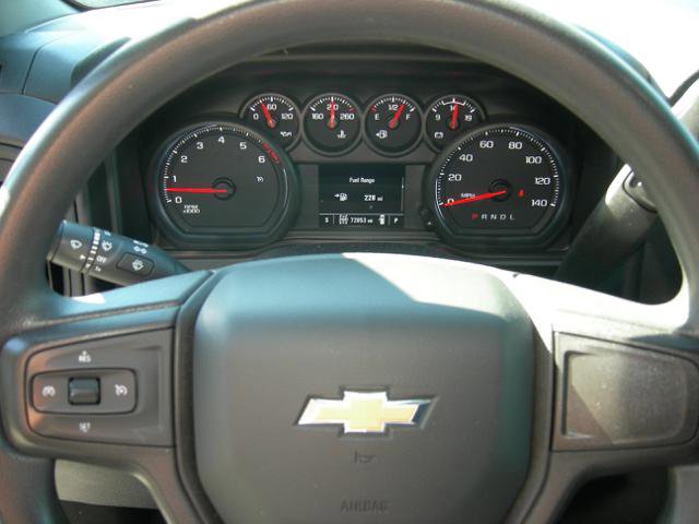 Used 2020 Chevrolet Silverado 1500 Custom w/ Custom Value Package image 9