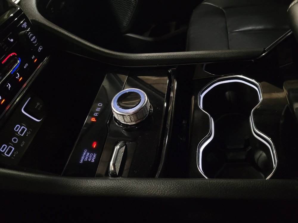 Used 2021 Jeep Grand Cherokee L Limited w/ MOPAR Finishing Package image 26