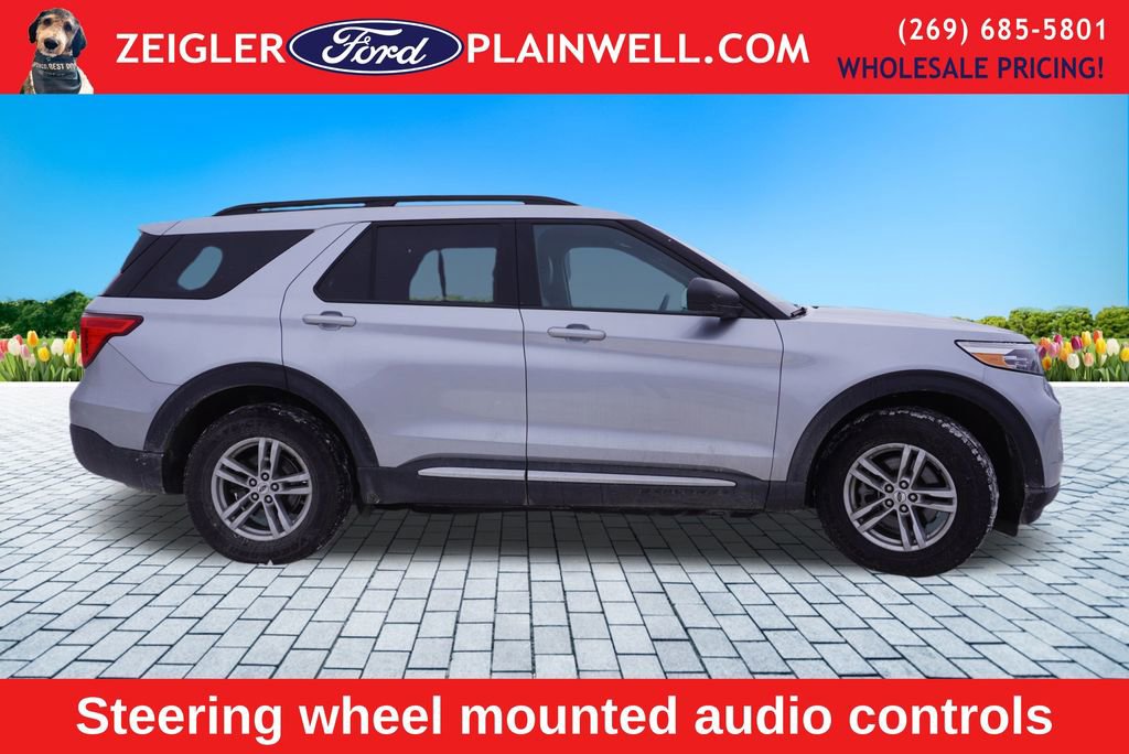 Used 2020 Ford Explorer XLT w/ Equipment Group 202A image 6