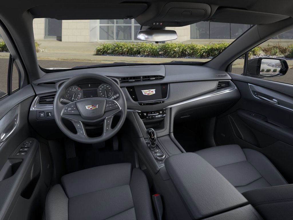 New 2025 Cadillac XT5 Luxury w/ LPO, Floor Liner Package image 15