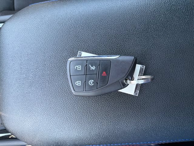 Used 2024 Chevrolet Blazer EV RS AWD/4WD image 31