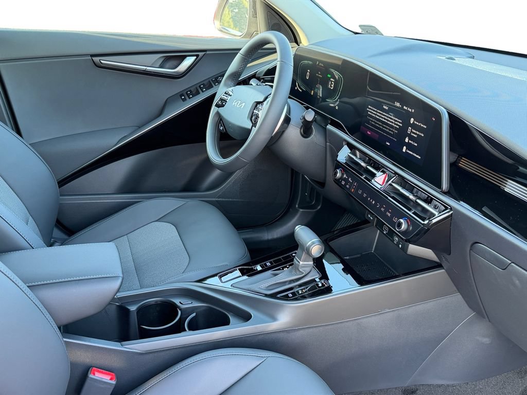 New 2026 Kia Niro EX FWD image 5