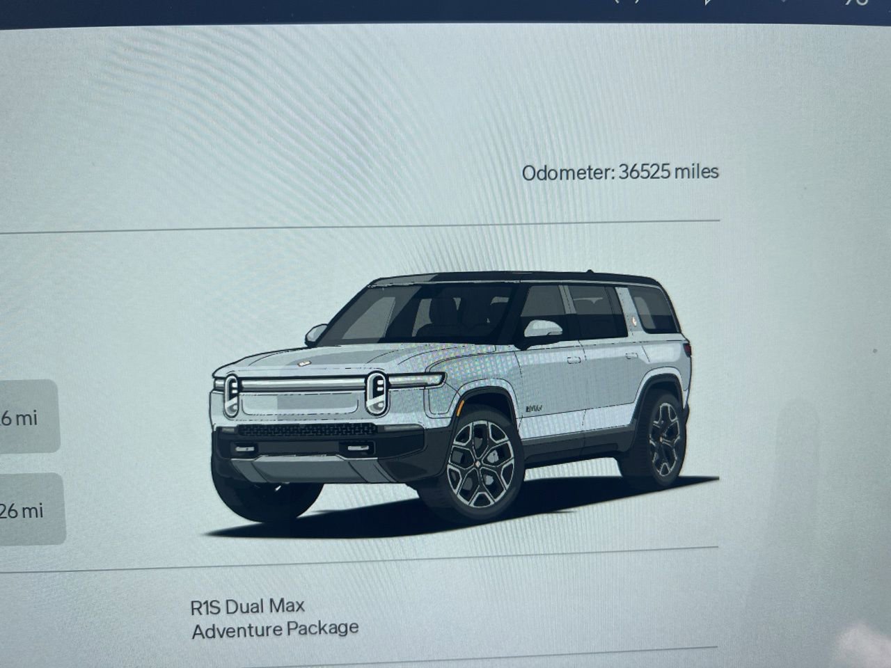 Used 2025 Rivian R1S Adventure image 11