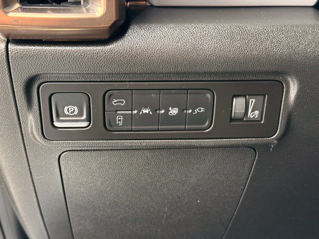 Used 2024 GMC Hummer EV 2X w/ LPO, Illumination Package AWD/4WD image 38