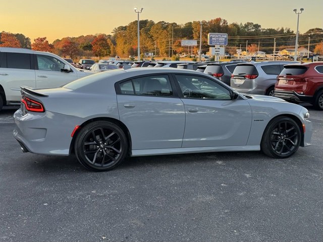 Used 2020 Dodge Charger R/T w/ Blacktop Package image 7