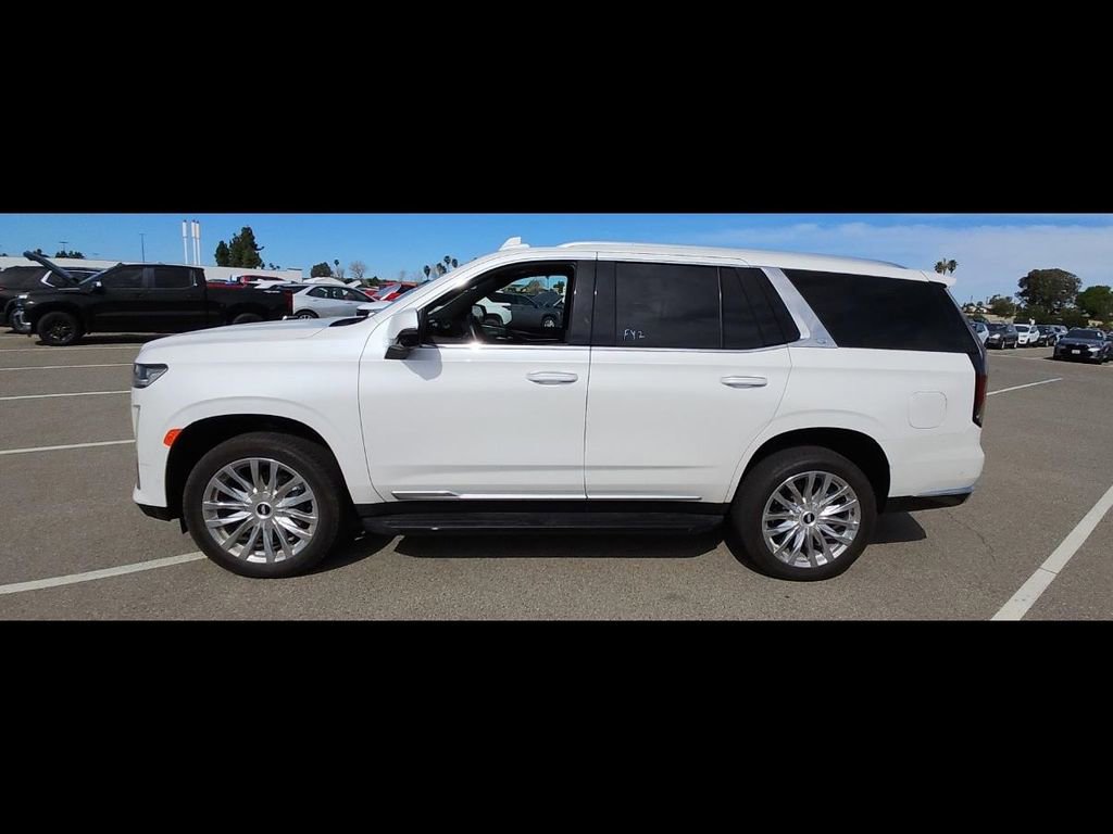 Used 2024 Cadillac Escalade Premium Luxury AWD/4WD image 8
