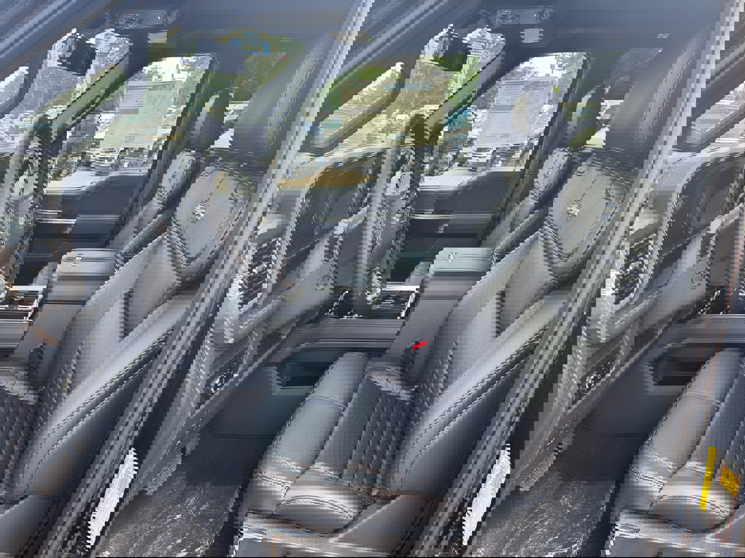 New 2025 Ford F250 Platinum image 11