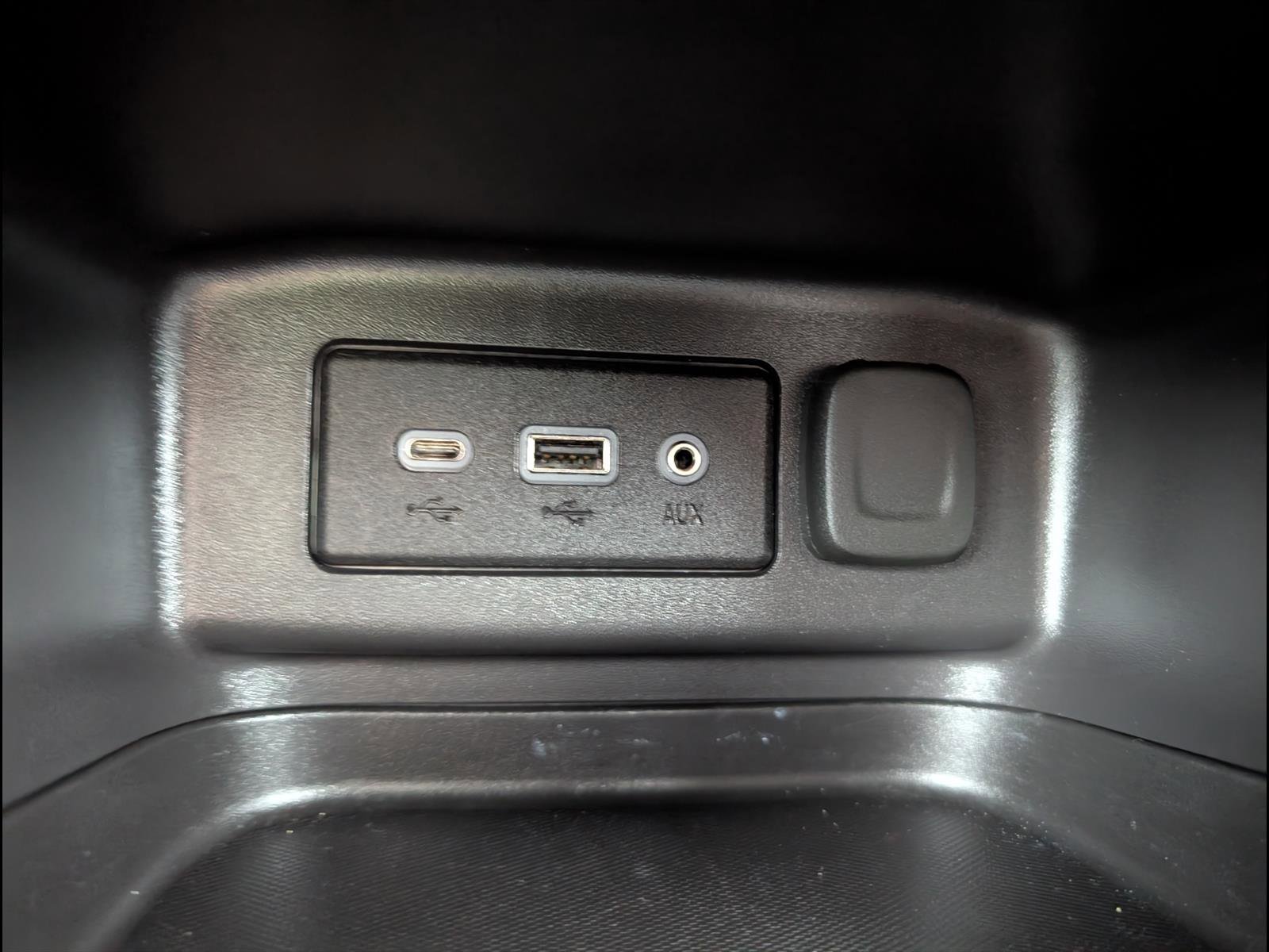 Used 2024 Chevrolet Equinox LT image 15