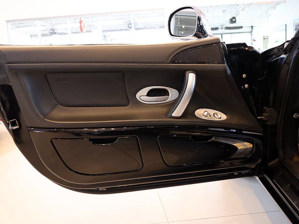 Used 2001 BMW Z8 RWD image 71
