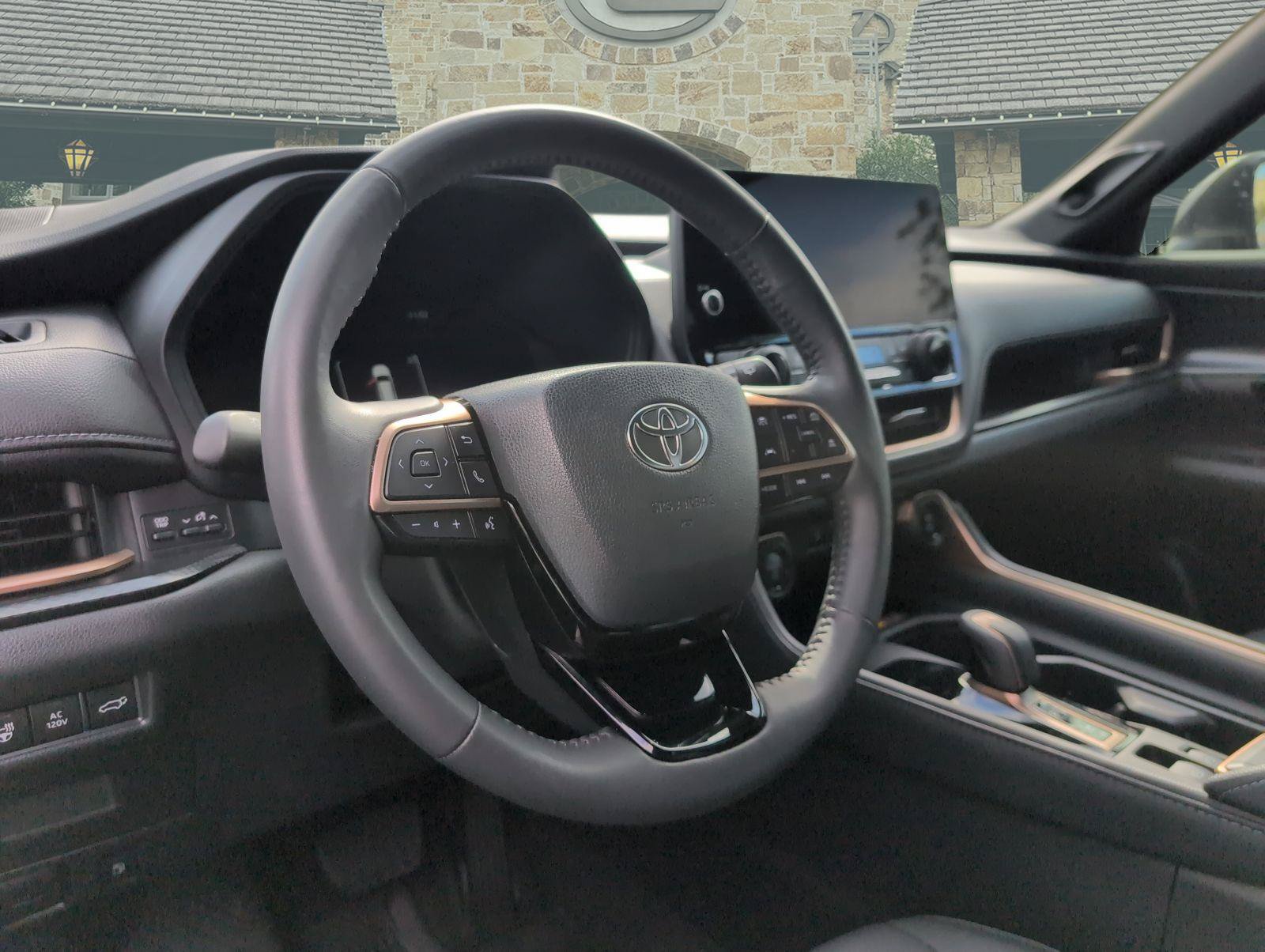 Used 2025 Toyota Grand Highlander AWD Hybrid image 6