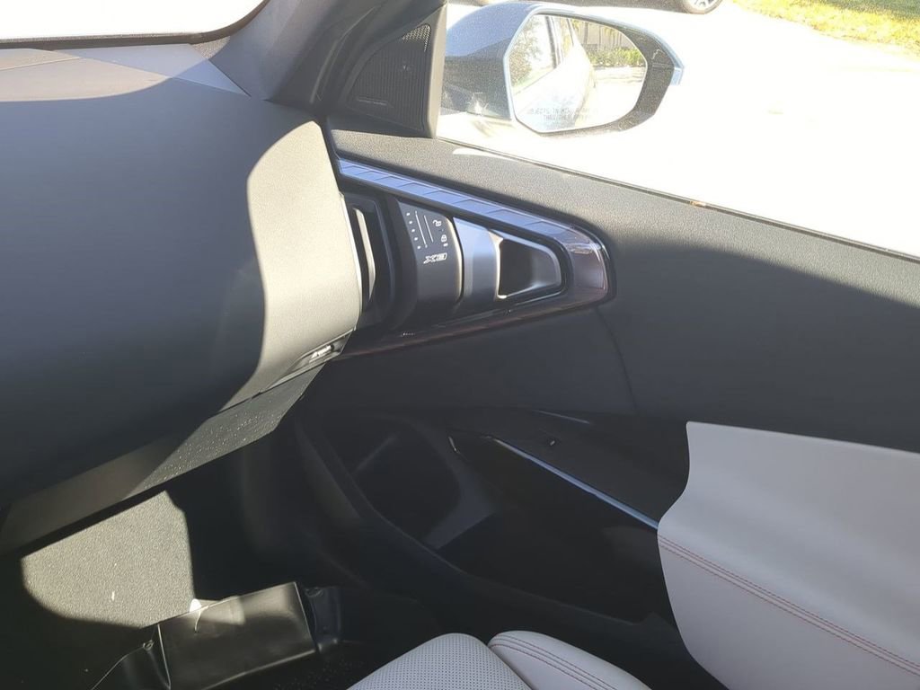 New 2026 BMW X3 xDrive30 w/ Premium Package image 17