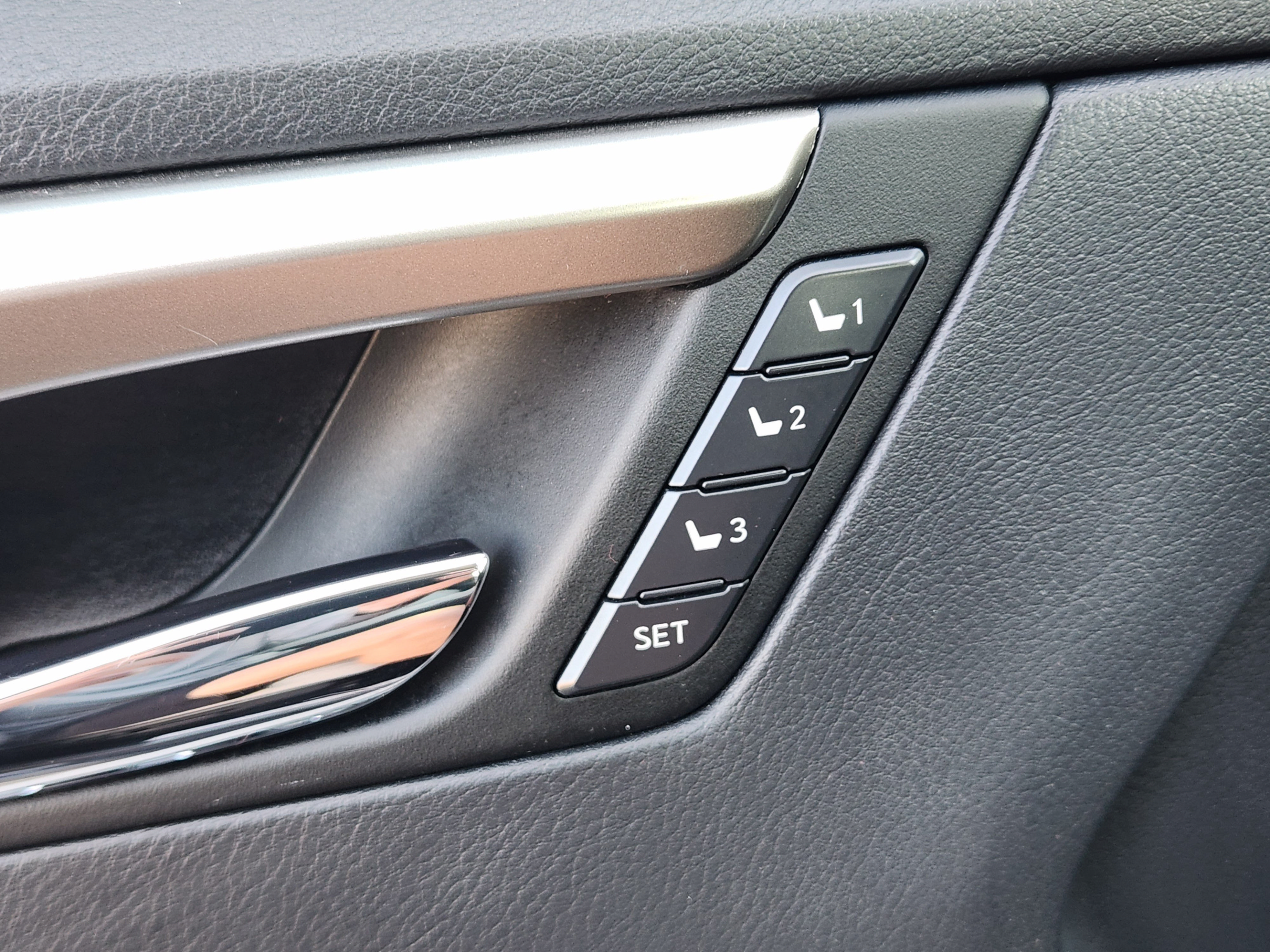 Used 2022 Lexus RX 350 FWD w/ Premium Package image 21