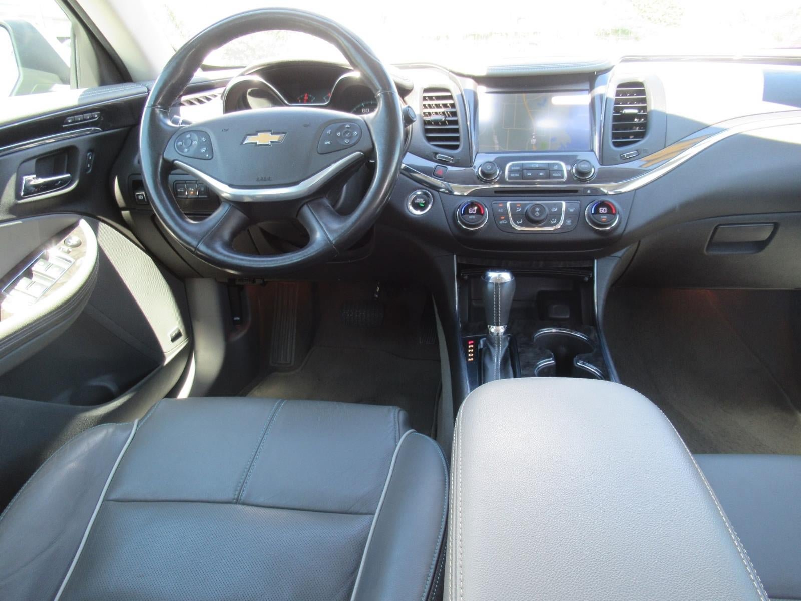 Used 2014 Chevrolet Impala LTZ FWD image 13