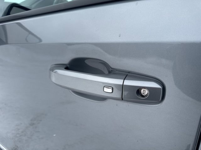 Used 2024 GMC Sierra 1500 Elevation image 10