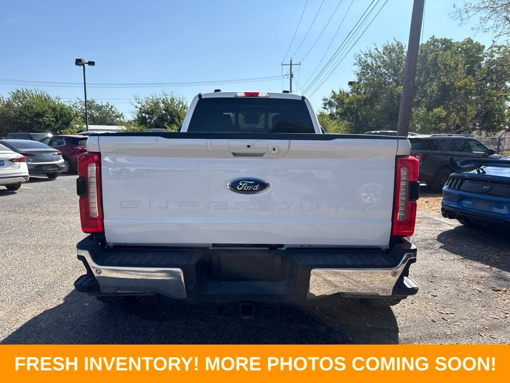 Used 2023 Ford F350 Lariat AWD/4WD image 3