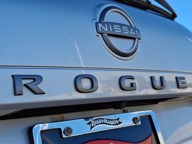 Used 2024 Nissan Rogue S image 30