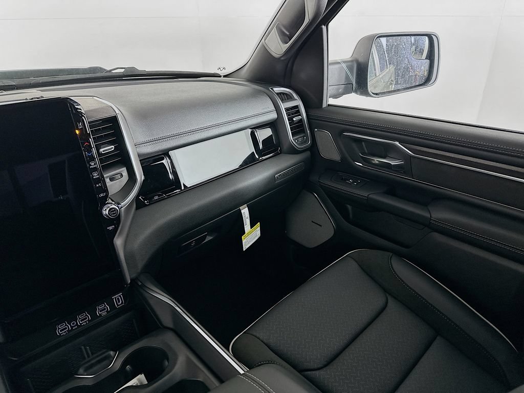 New 2026 RAM 1500 Laramie w/ Night Edition AWD/4WD image 32