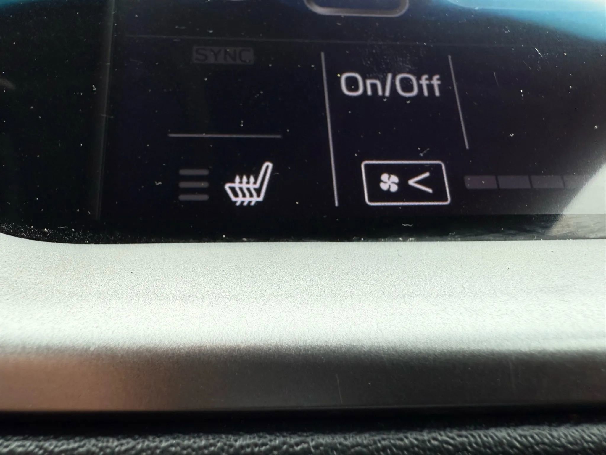 Used 2020 Subaru Outback Premium image 34