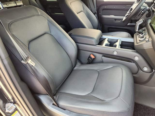 New 2025 Land Rover Defender 130 V8 image 10