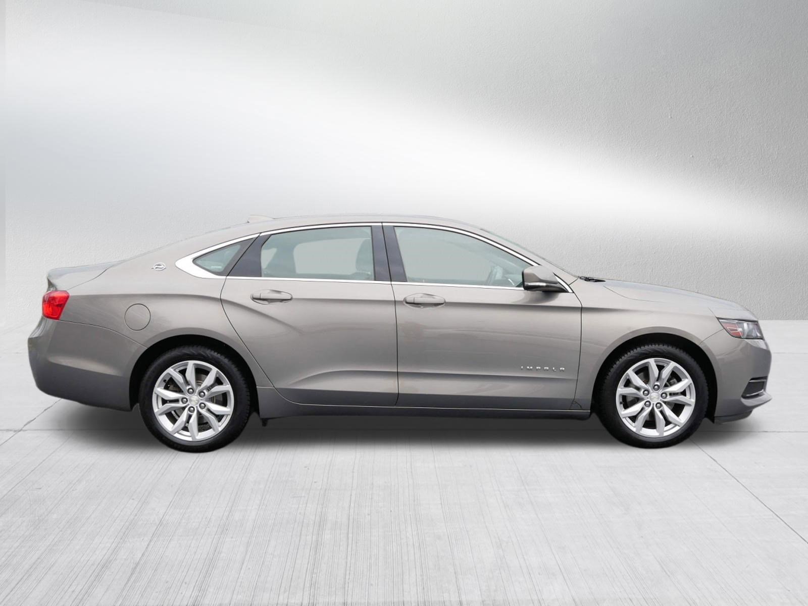 Used 2017 Chevrolet Impala LT FWD image 8