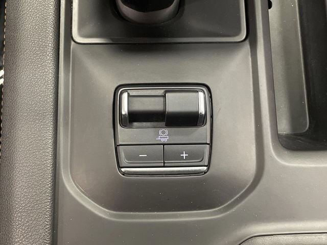 Used 2023 GMC Sierra 1500 AT4 image 29