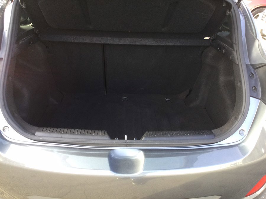 Used 2017 Hyundai Elantra GT image 16