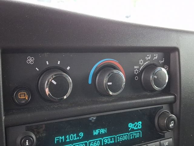 Used 2025 Chevrolet Express 2500 w/ Driver Convenience Package RWD image 26