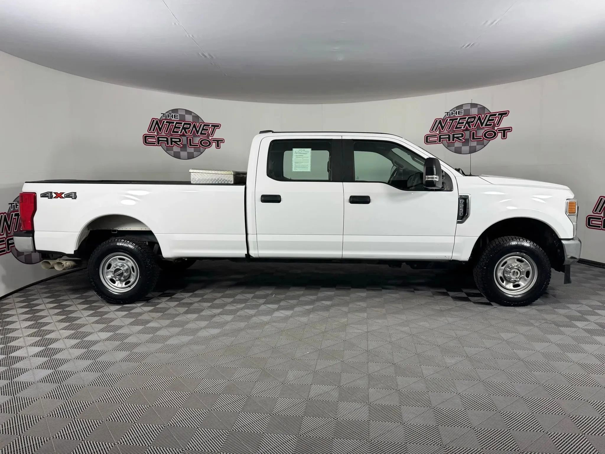Used 2020 Ford F250 XL w/ Power Equipment Group image 6
