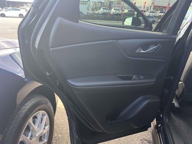 Used 2025 Chevrolet Blazer LT FWD image 17