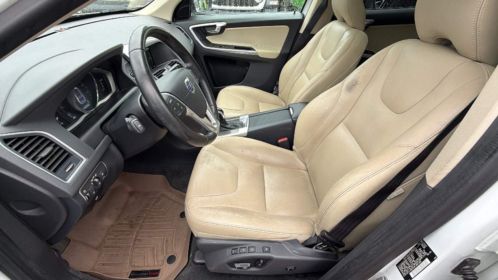 Used 2016 Volvo XC60 T5 Premier AWD/4WD image 17