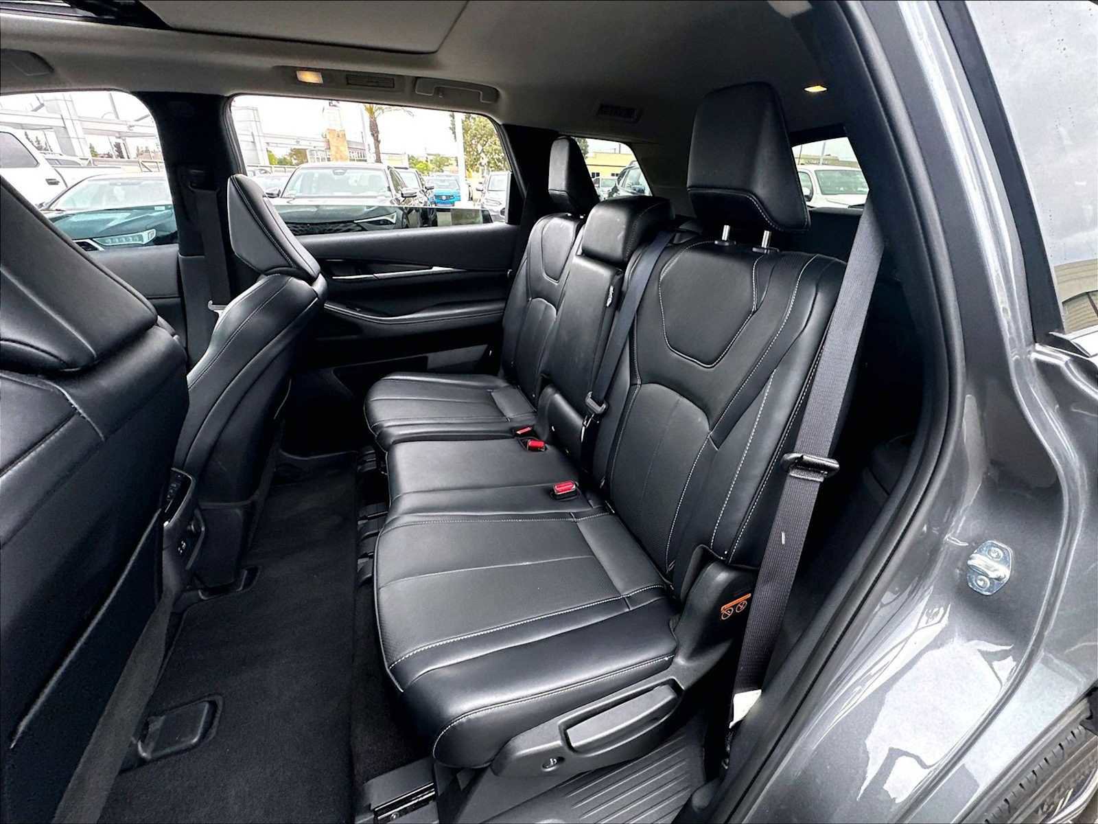 Used 2024 INFINITI QX60 Pure FWD image 28
