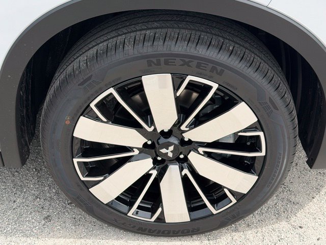 New 2026 Mitsubishi Outlander SE FWD image 8