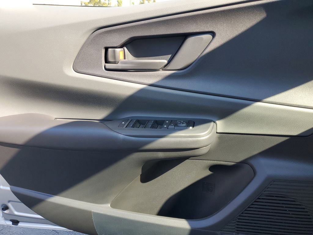 New 2026 Toyota Prius LE FWD image 27