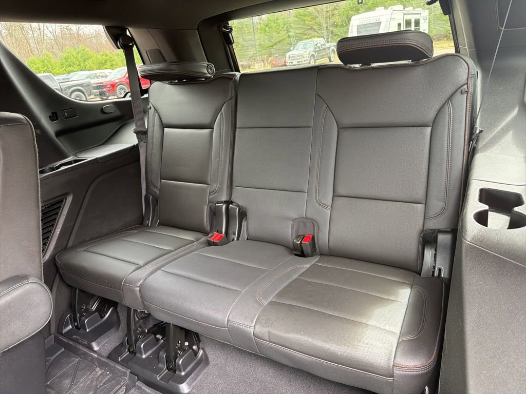 Used 2024 Chevrolet Tahoe High Country AWD/4WD image 12