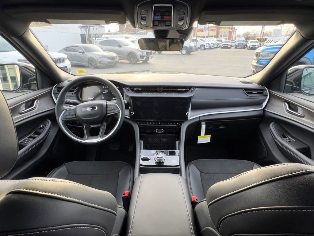 New 2026 Jeep Grand Cherokee Altitude image 26