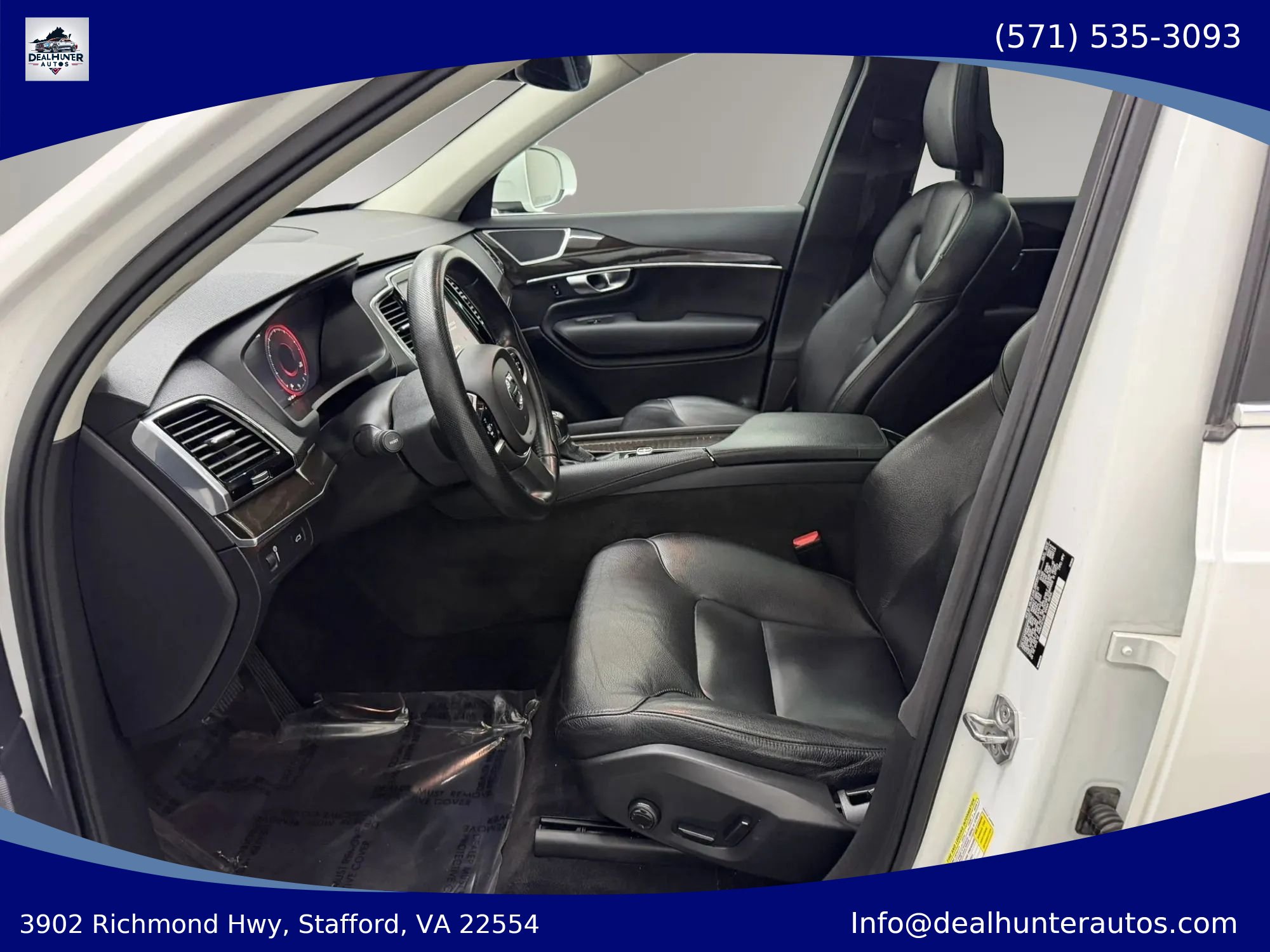Used 2017 Volvo XC90 T6 Momentum w/ Momentum Plus Package AWD/4WD image 26