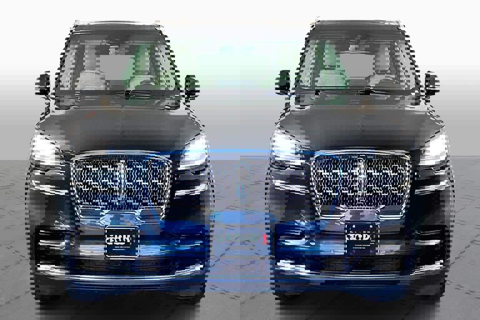 Used 2023 Lincoln Aviator Reserve image 4