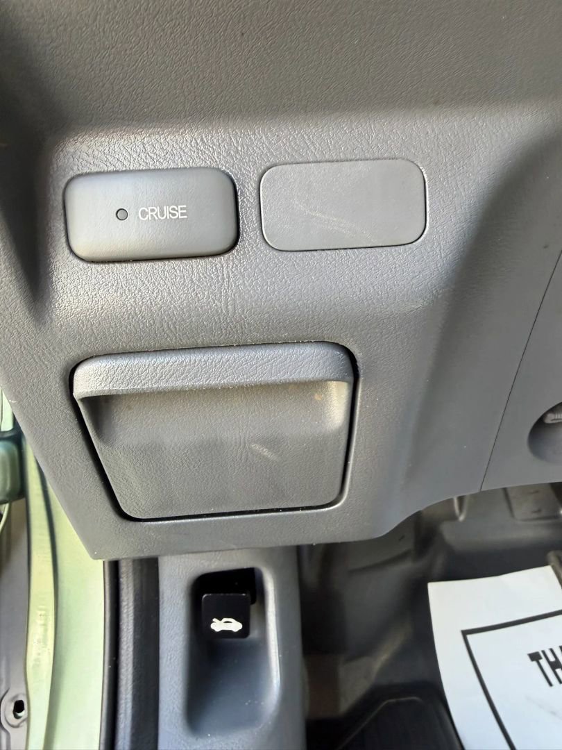 Used 2005 Honda Element EX image 24