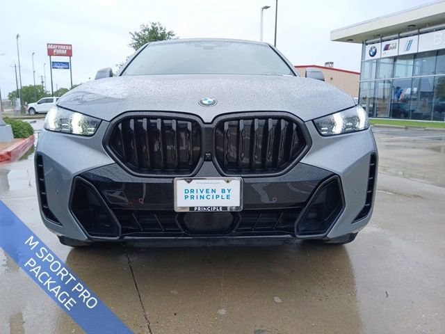 Certified 2026 BMW X6 xDrive40i w/ Premium Package AWD/4WD image 2