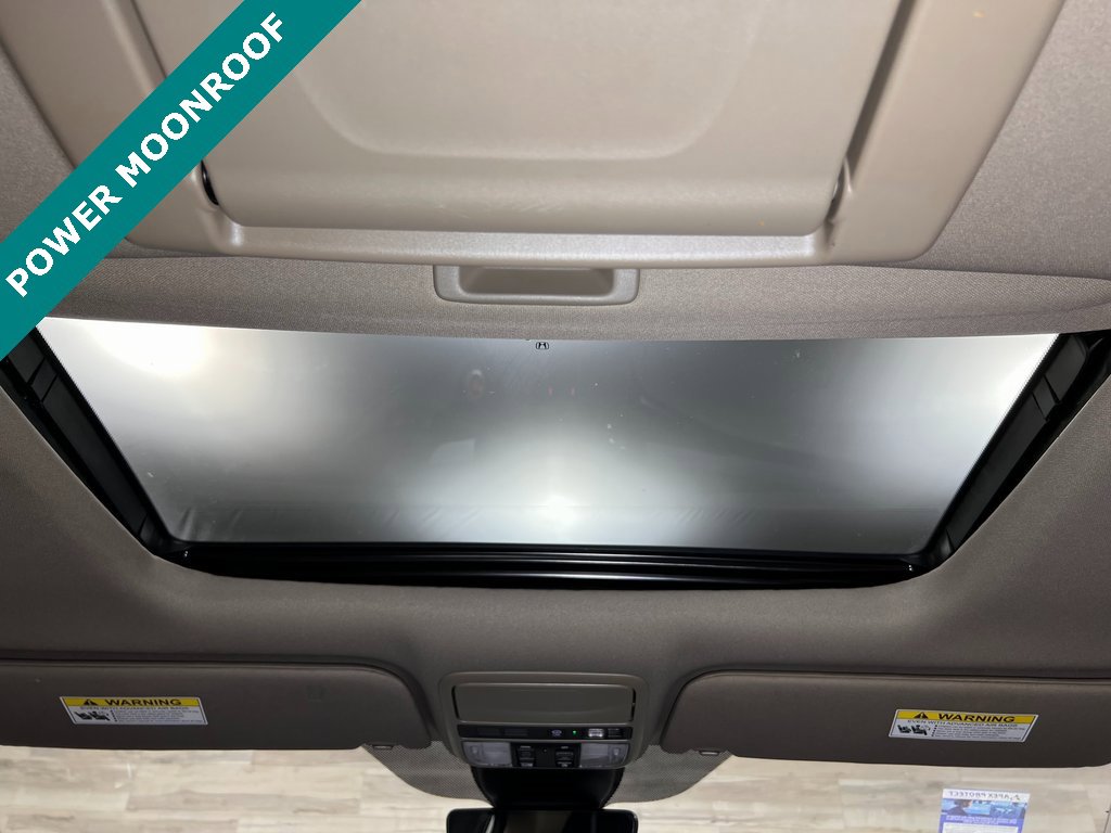 Used 2022 Honda Odyssey Elite image 5