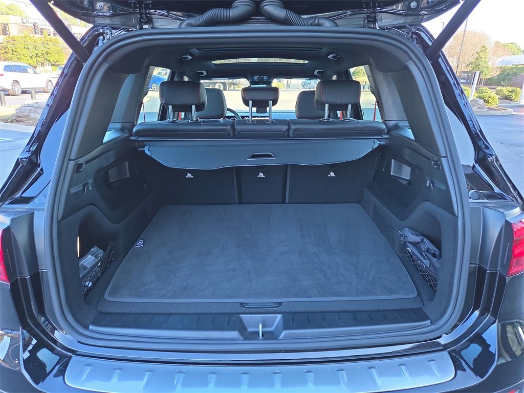 Certified 2025 Mercedes-Benz GLB 35 AMG 4MATIC image 14